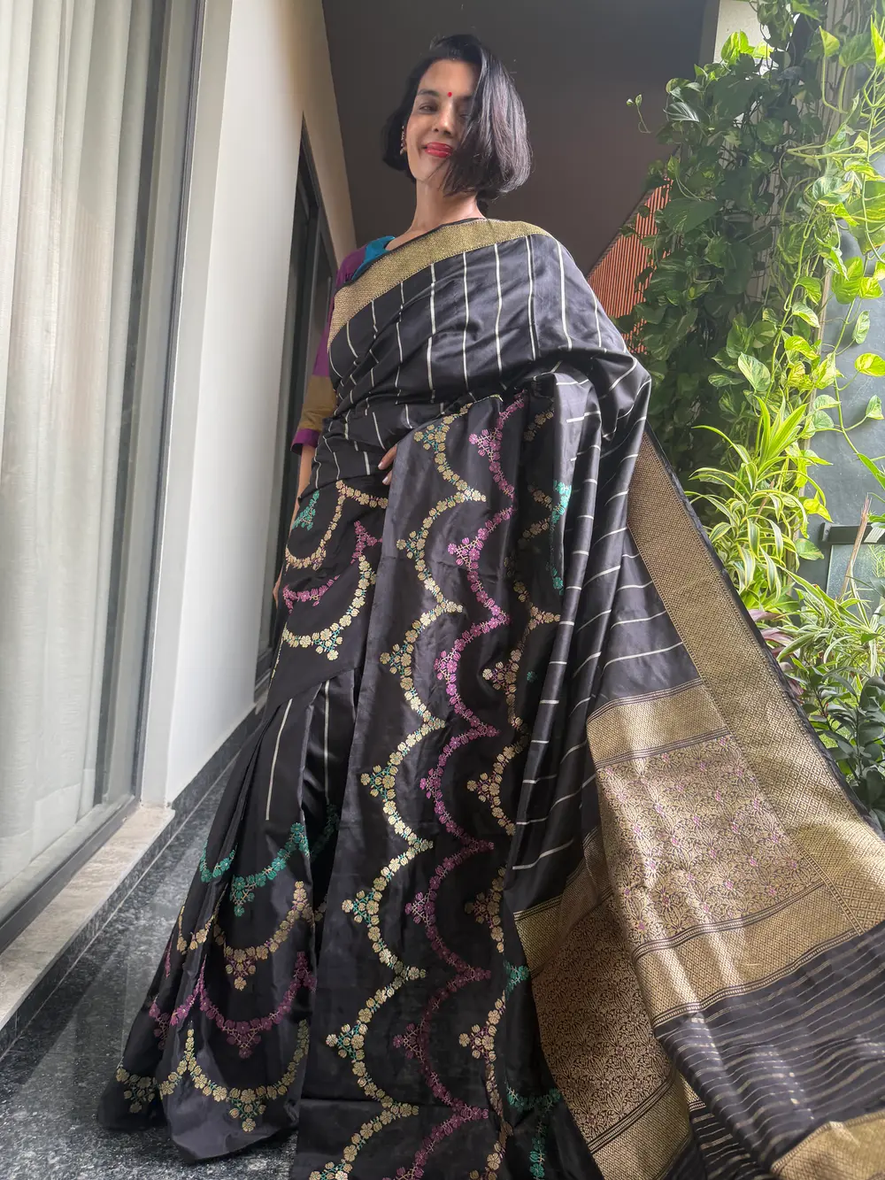 Black Ektara Katan Silk Kaduwa Banarasi Saree with Scallop Necklace Border — Banarasi, Ektara Katan Silk, Varanasi, Uttar Pradesh, view 2