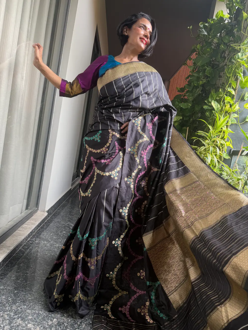 Black Ektara Katan Silk Kaduwa Banarasi Saree with Scallop Necklace Border — Banarasi, Ektara Katan Silk, Varanasi, Uttar Pradesh, view 4