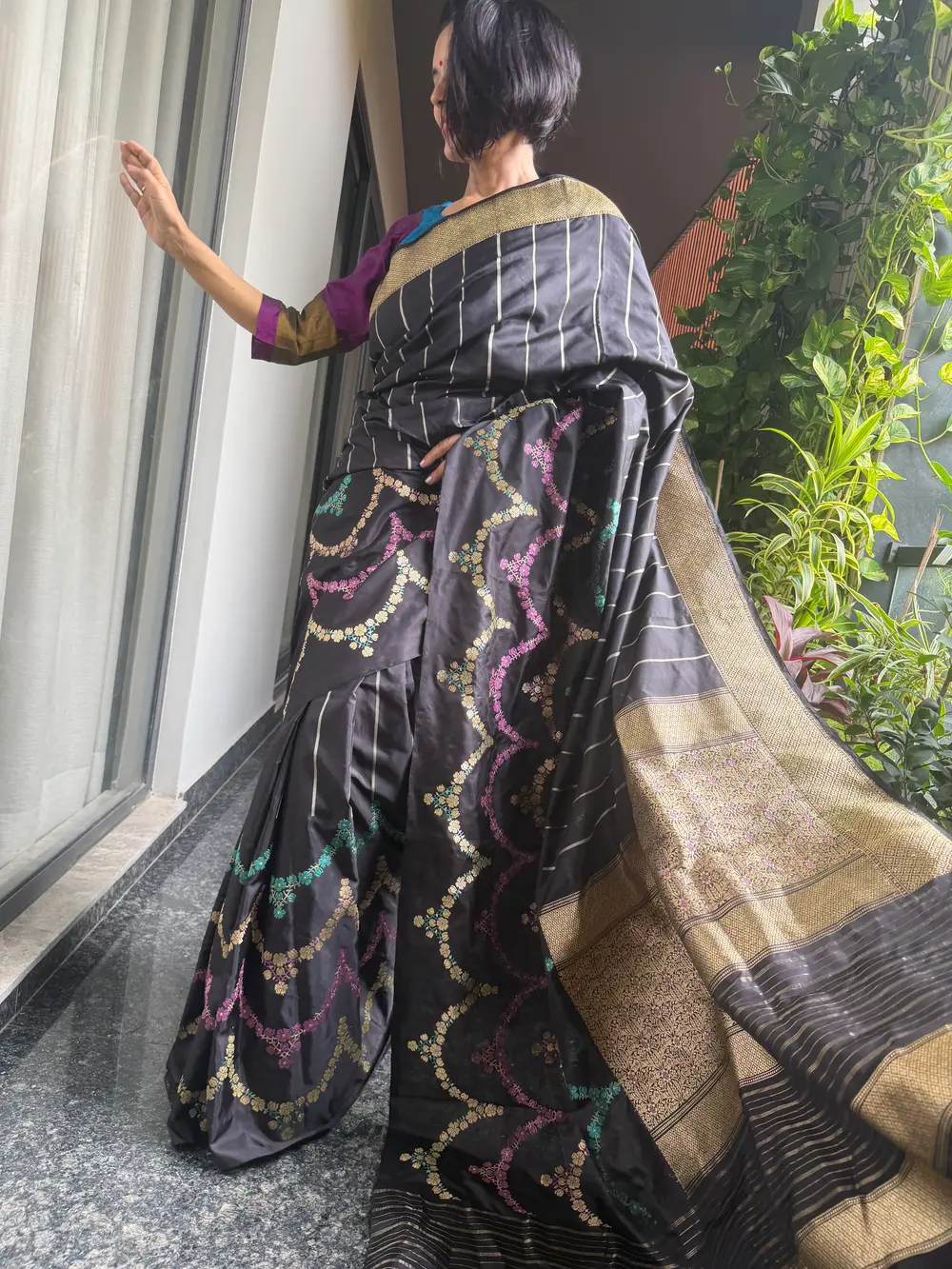 Black Ektara Katan Silk Kaduwa Banarasi Saree with Scallop Necklace Border — Banarasi, Ektara Katan Silk, Varanasi, Uttar Pradesh, view 5