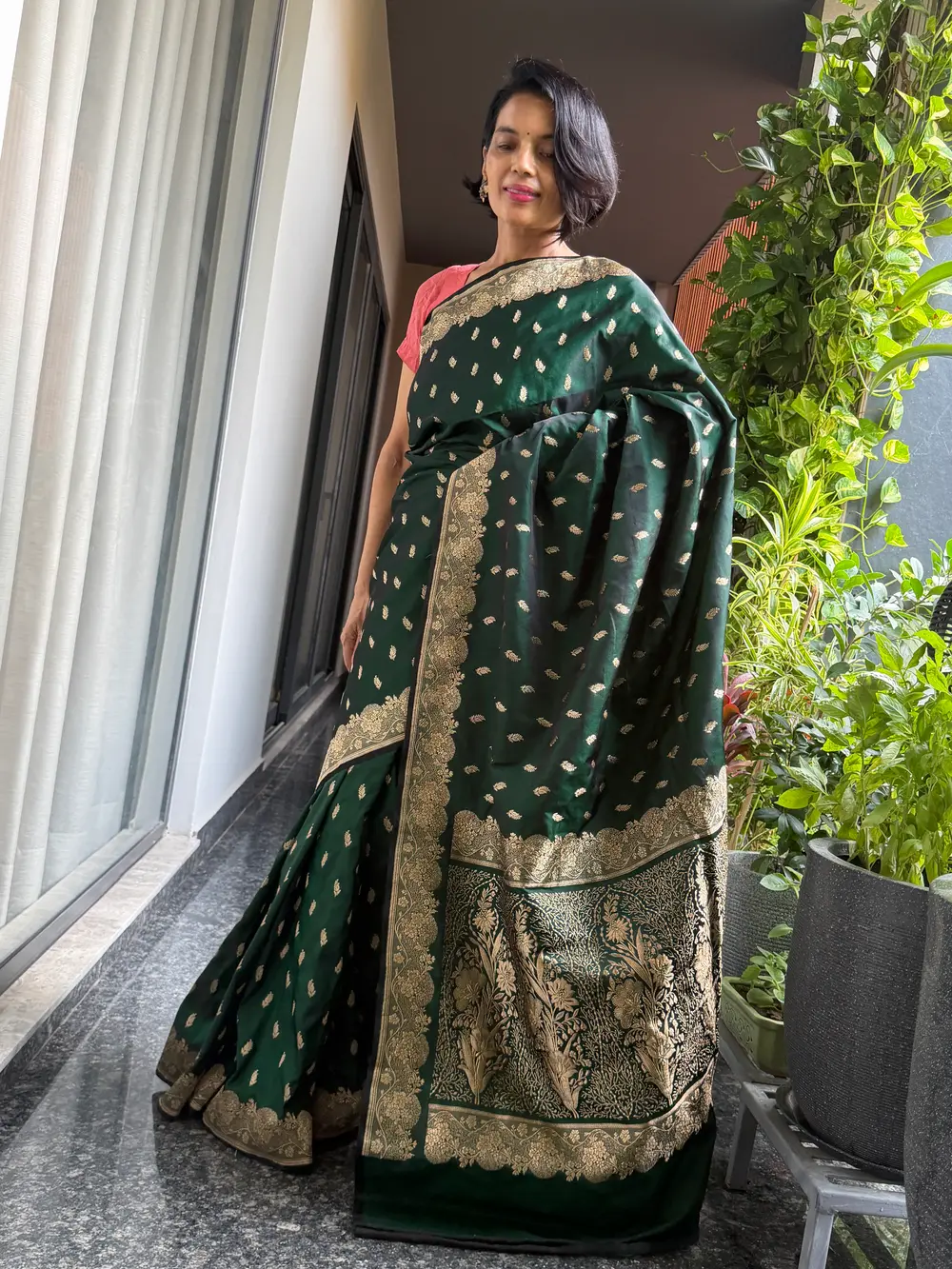 Emerald Green Vintage-Inspired Mushroo Silk Banarasi Saree — Banarasi, Mushroo Silk, Varanasi, Uttar Pradesh, view 2