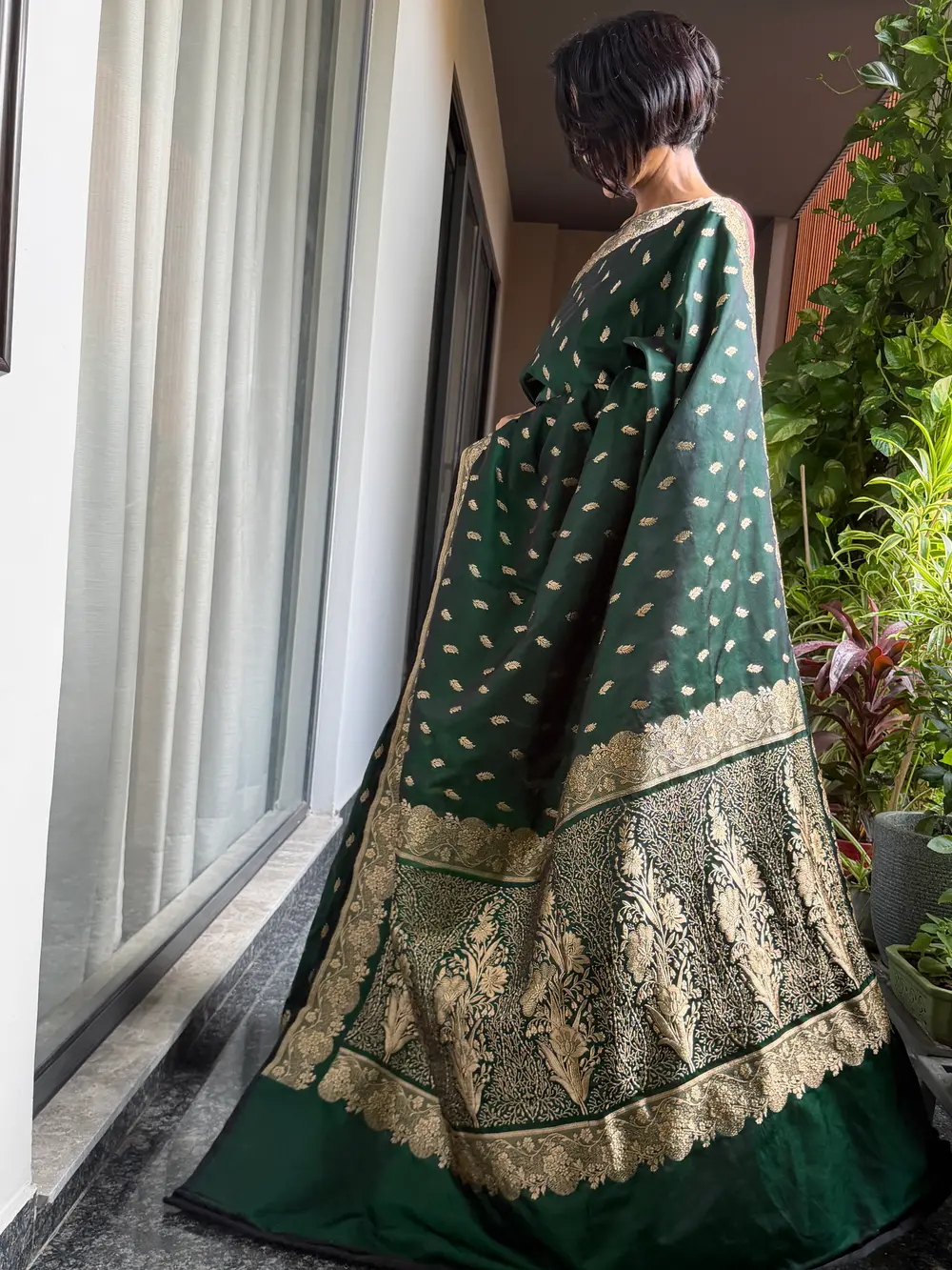 Emerald Green Vintage-Inspired Mushroo Silk Banarasi Saree — Banarasi, Mushroo Silk, Varanasi, Uttar Pradesh, view 4