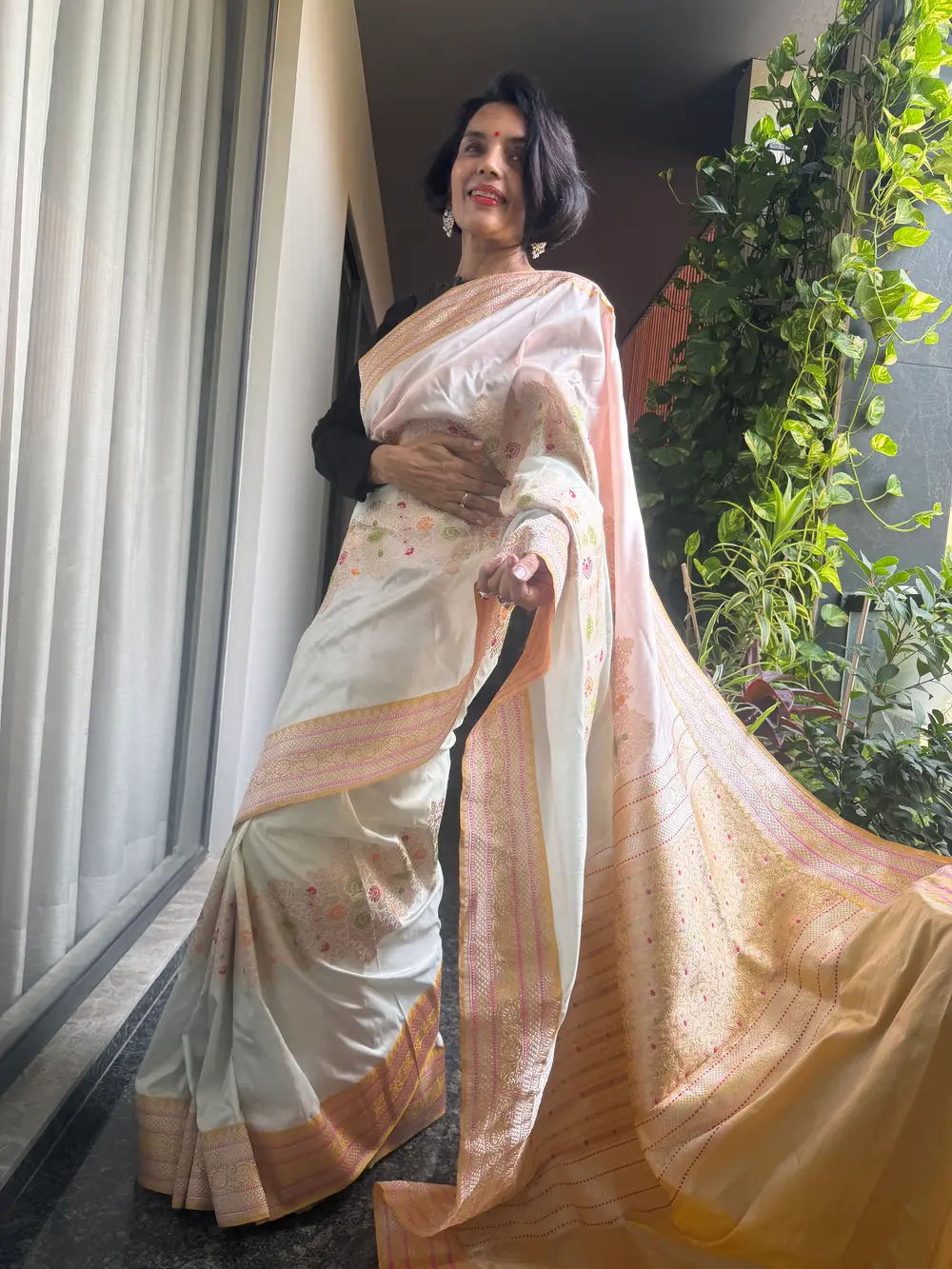 Ivory & Gold Kadwa Katan Silk Handloom Banarasi Saree — Banarasi, Katan Silk, Varanasi, Uttar Pradesh, view 3