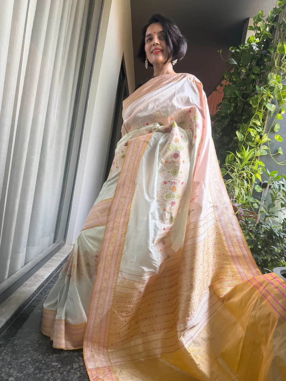 Ivory & Gold Kadwa Katan Silk Handloom Banarasi Saree — Banarasi, Katan Silk, Varanasi, Uttar Pradesh, view 2