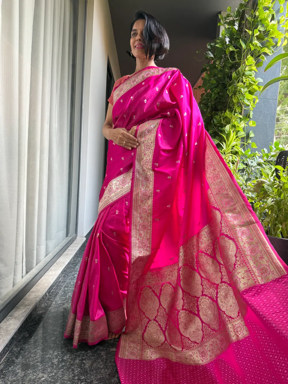 Rani Pink Vintage-Inspired Mushroo Silk Banarasi Saree — Banarasi, Mushroo Silk, Varanasi, Uttar Pradesh, view 4