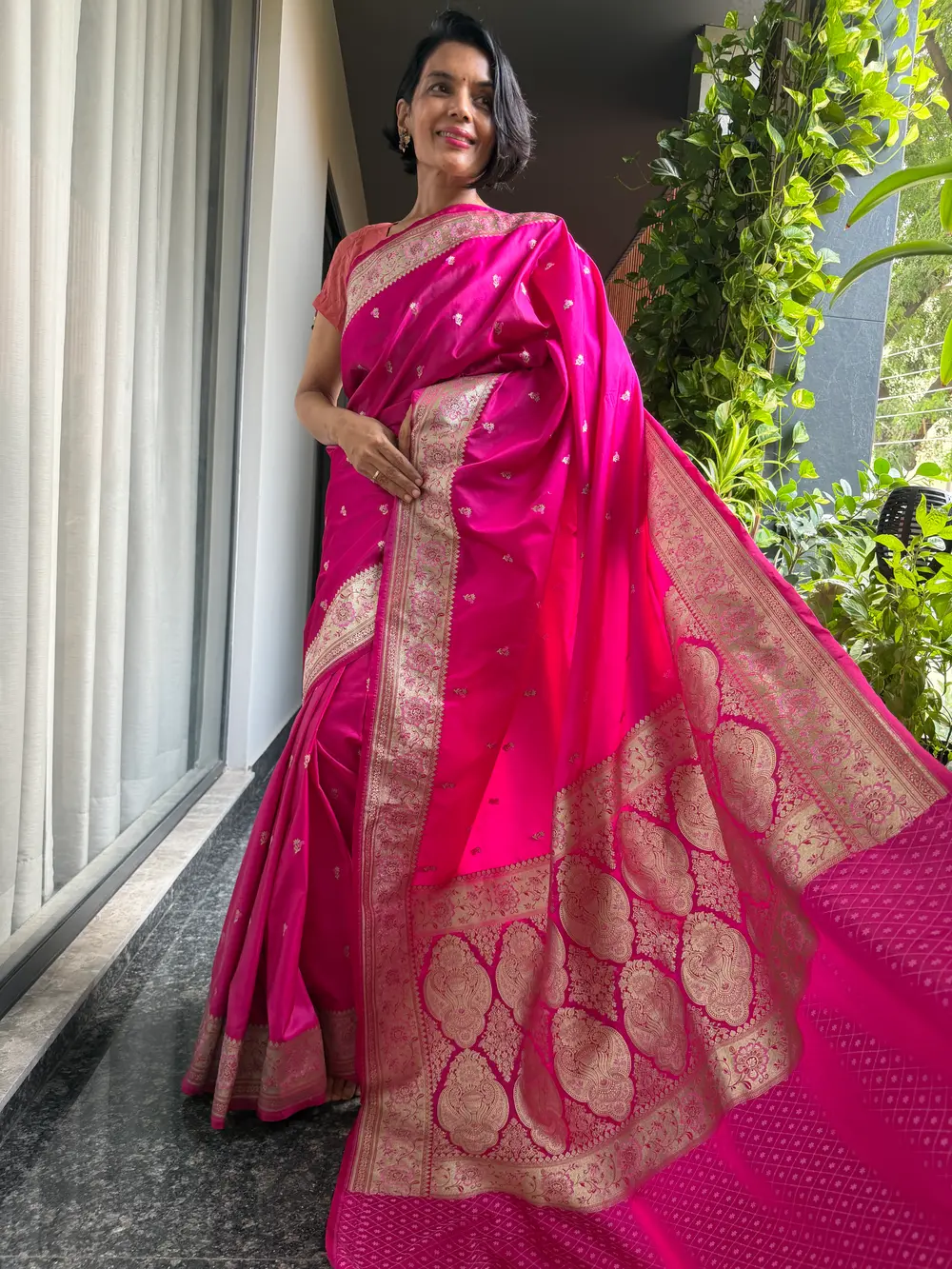 Rani Pink Vintage-Inspired Mushroo Silk Banarasi Saree — Banarasi, Mushroo Silk, Varanasi, Uttar Pradesh, view 3