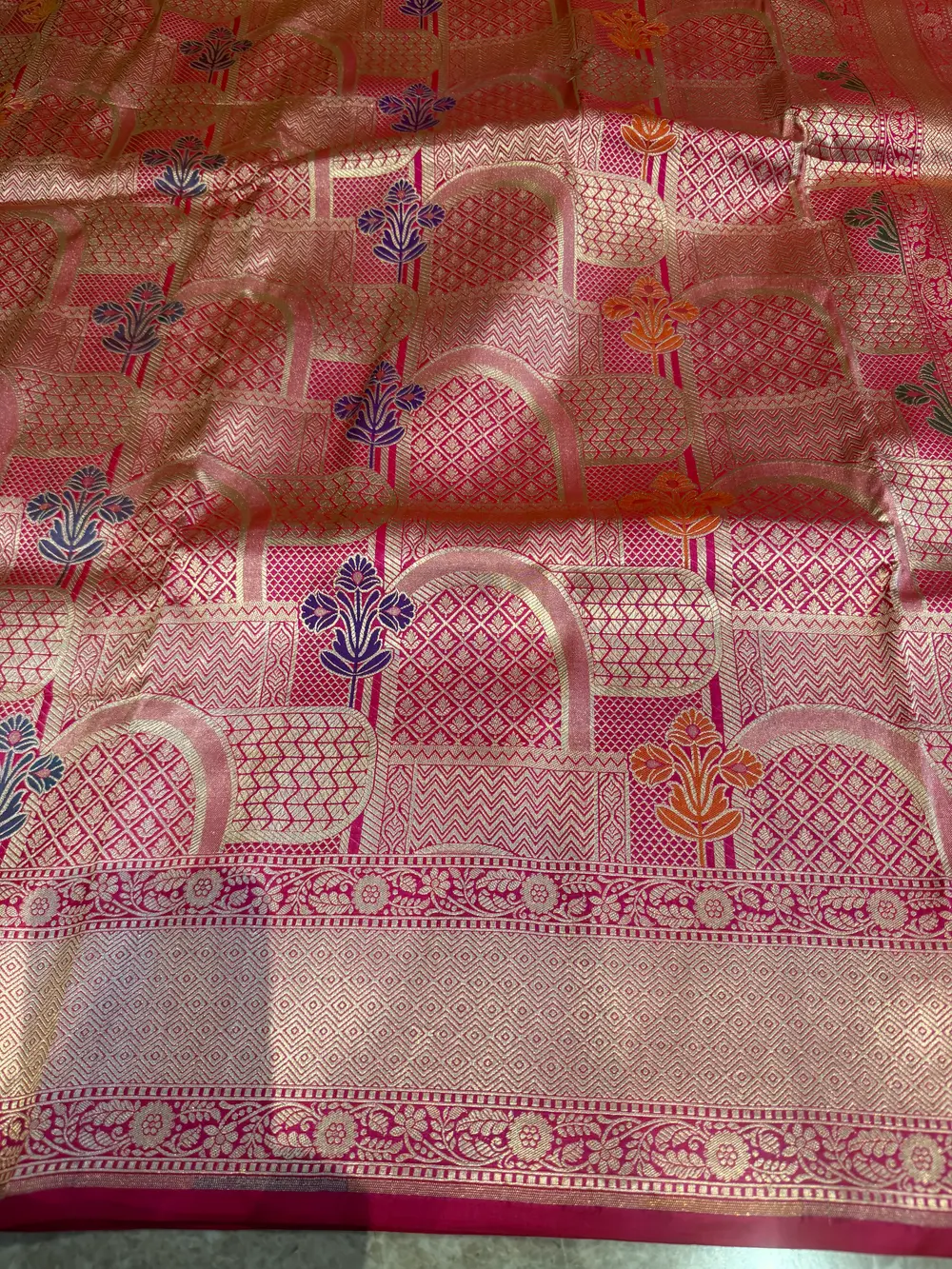 Rose Gold Silk Brocade Kimkhwab Kaduwa Meenakari Banarasi Saree — Banarasi, Silk Brocade Kimkhwab, Varanasi, Uttar Pradesh, view 9