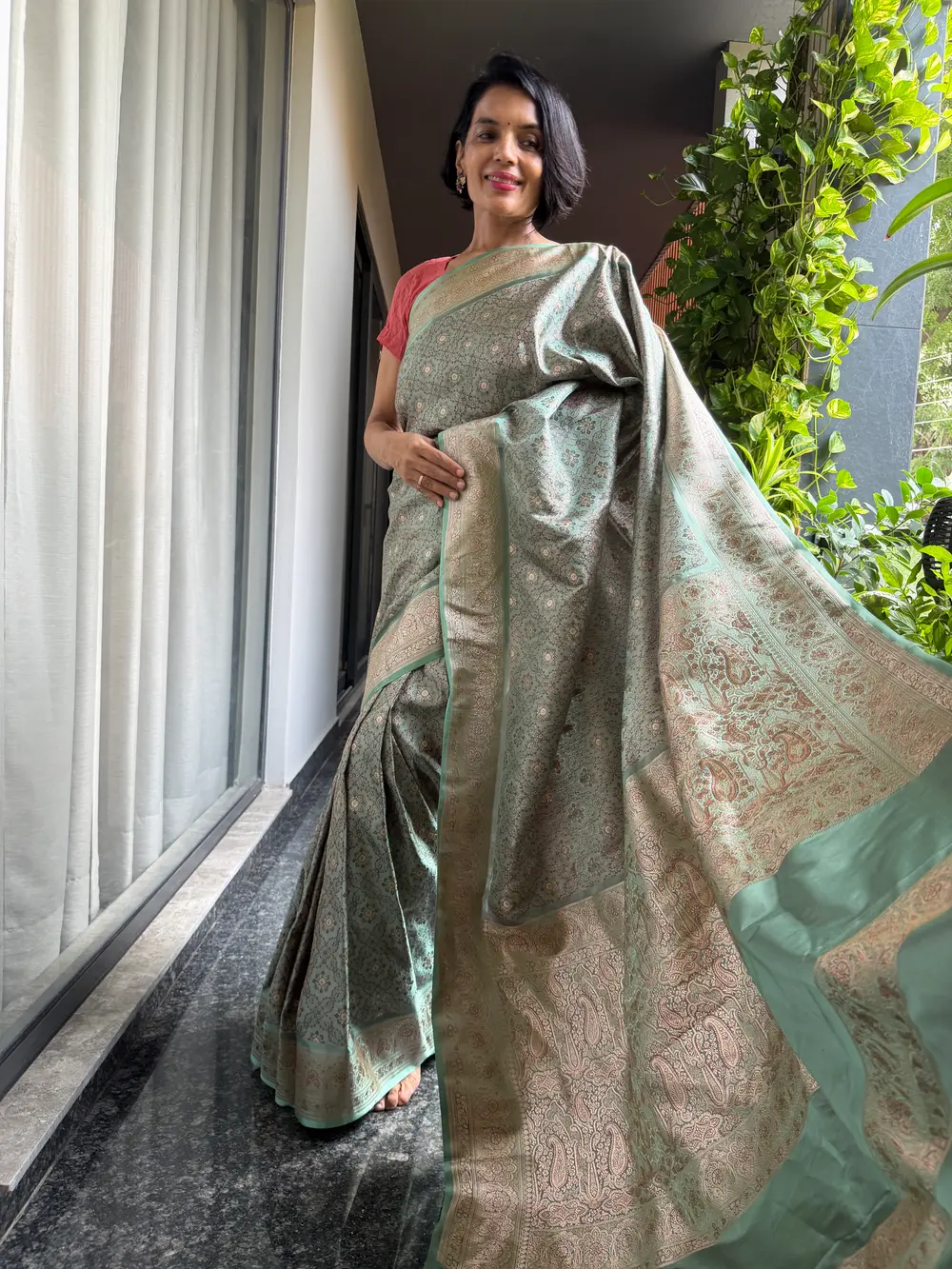 Limited-Edition Seafoam Tanchoi–Khimkhaab Fusion Banarasi Saree — Banarasi, Silk Tanchoi & Silk Brocade Khimkhaab, Varanasi, Uttar Pradesh, view 4