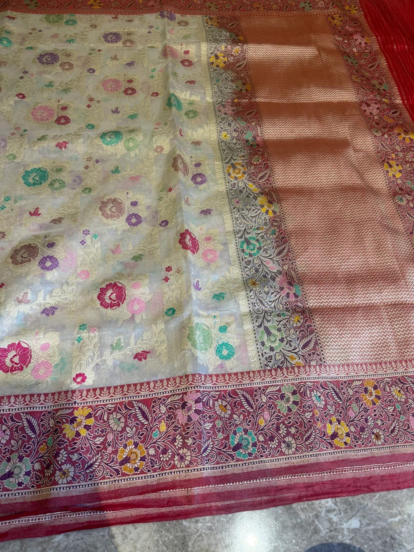 Ivory and crimson Tissue Katan silk Multi-Meena Kaduwa Banarasi saree detail 6