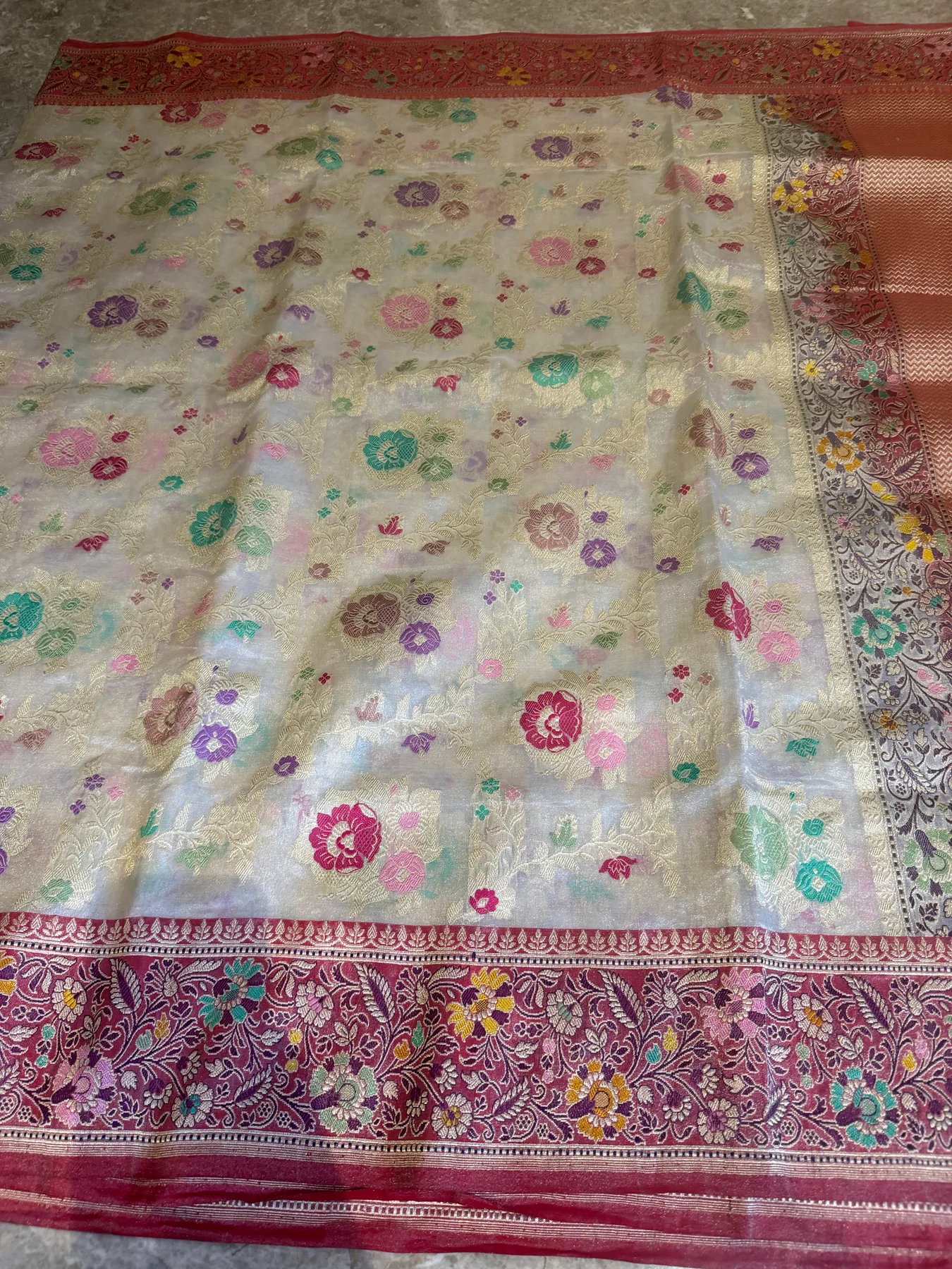 Ivory and crimson Tissue Katan silk Multi-Meena Kaduwa Banarasi saree detail 7