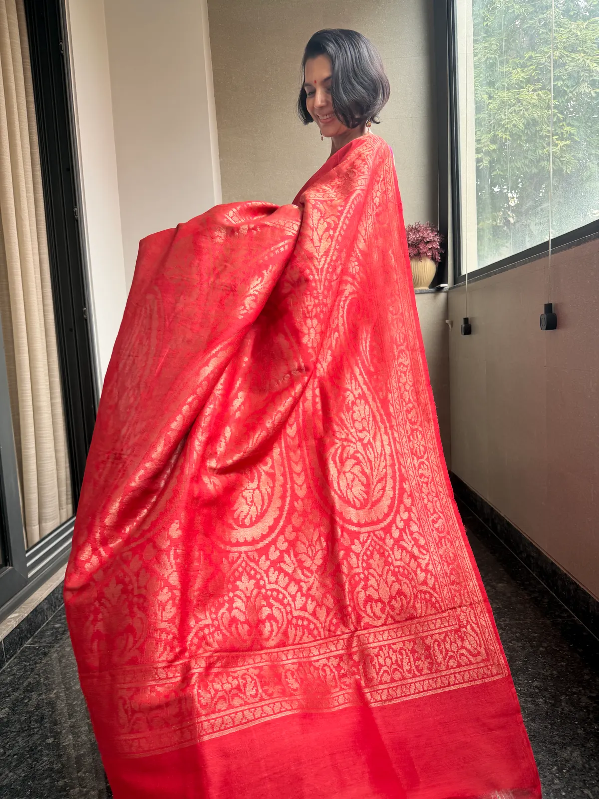 Front view of classic red Pure Tussar Silk Banarasi saree